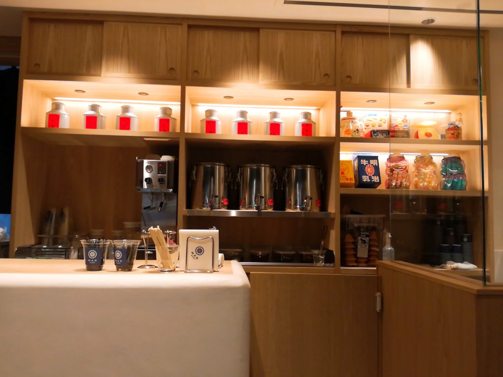 二ナオの店内