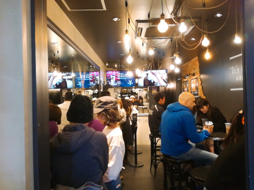 ジアレイ三軒茶屋の店内の様子