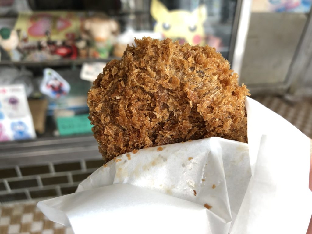 上町の魅力③ アツアツ揚げたてのコロッケ「神戸屋」