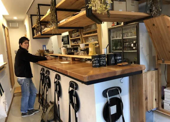 GUUUTARA COFFEEの店内