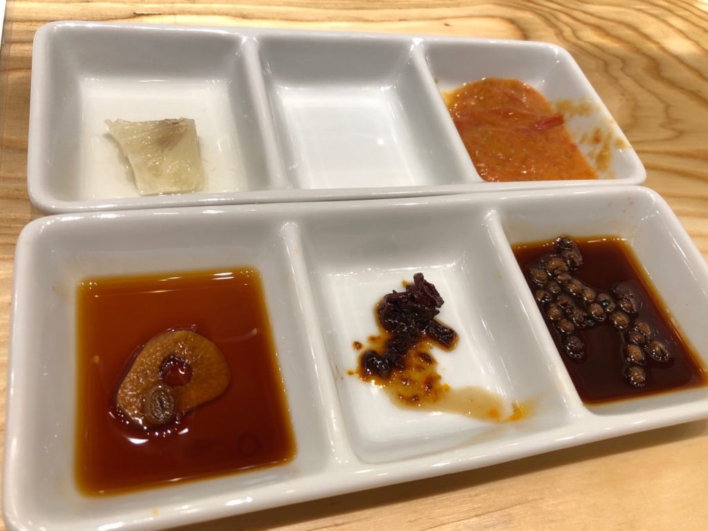 日本餃子センターの調味料
