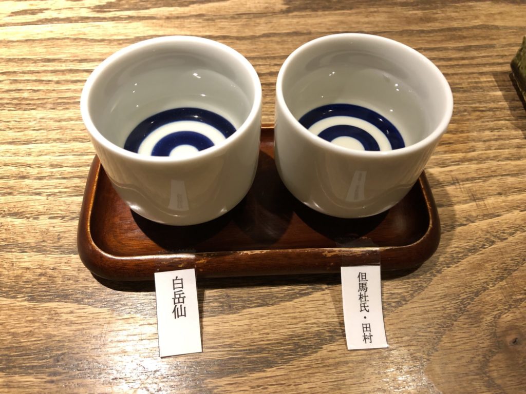 アメコヤの日本酒飲み比べ
