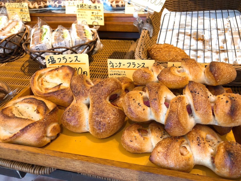 パン工房タムラのウインナーフランス