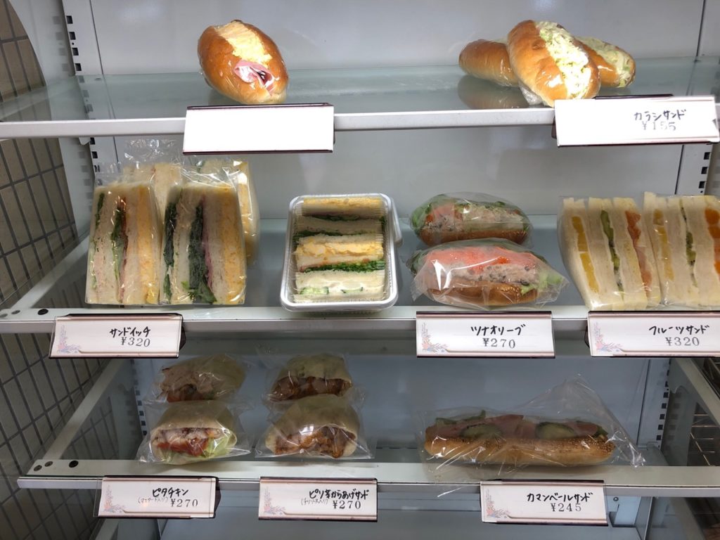 フジヤ桜新町駅前店のサンドイッチ