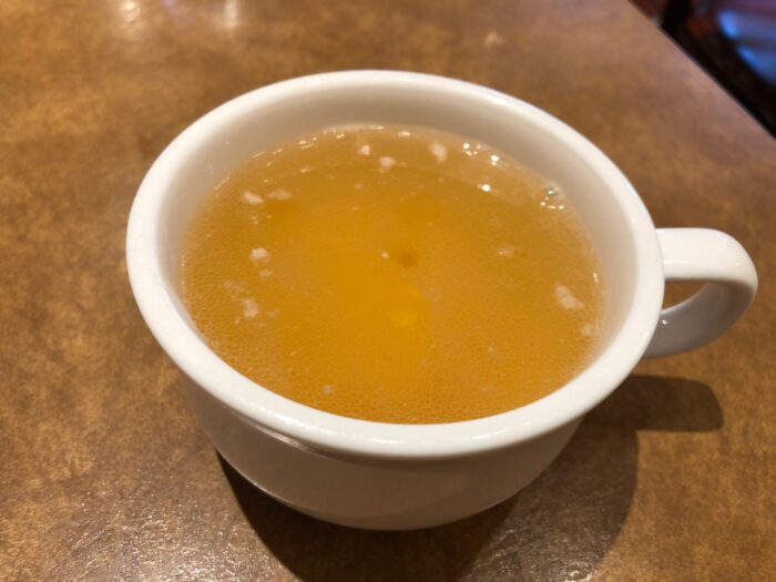 ジョリーパスタ三軒茶屋本店のランチスープはおかわり自由