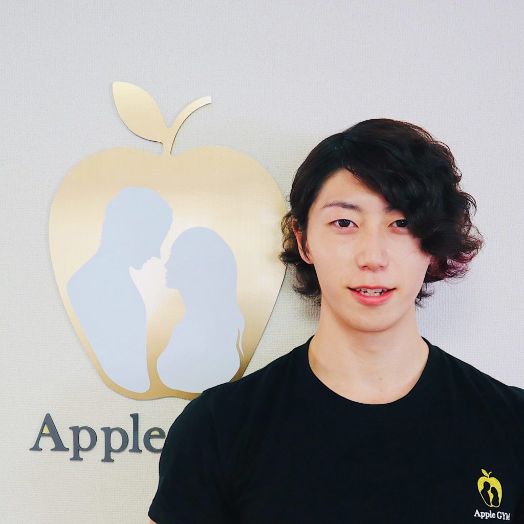 アップルジム中目黒店トレーナーのお兄さん、爽やか!