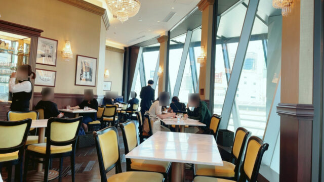 【カフェ コヴァ ミラノ 渋谷】ランチがコスパ最高！ゆったり座れる穴場