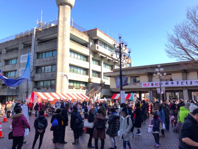 最新版 世田谷新年子どもまつりの見どころを紹介 雪の滑り台 がすごい 世田谷ローカル Setagaya Local