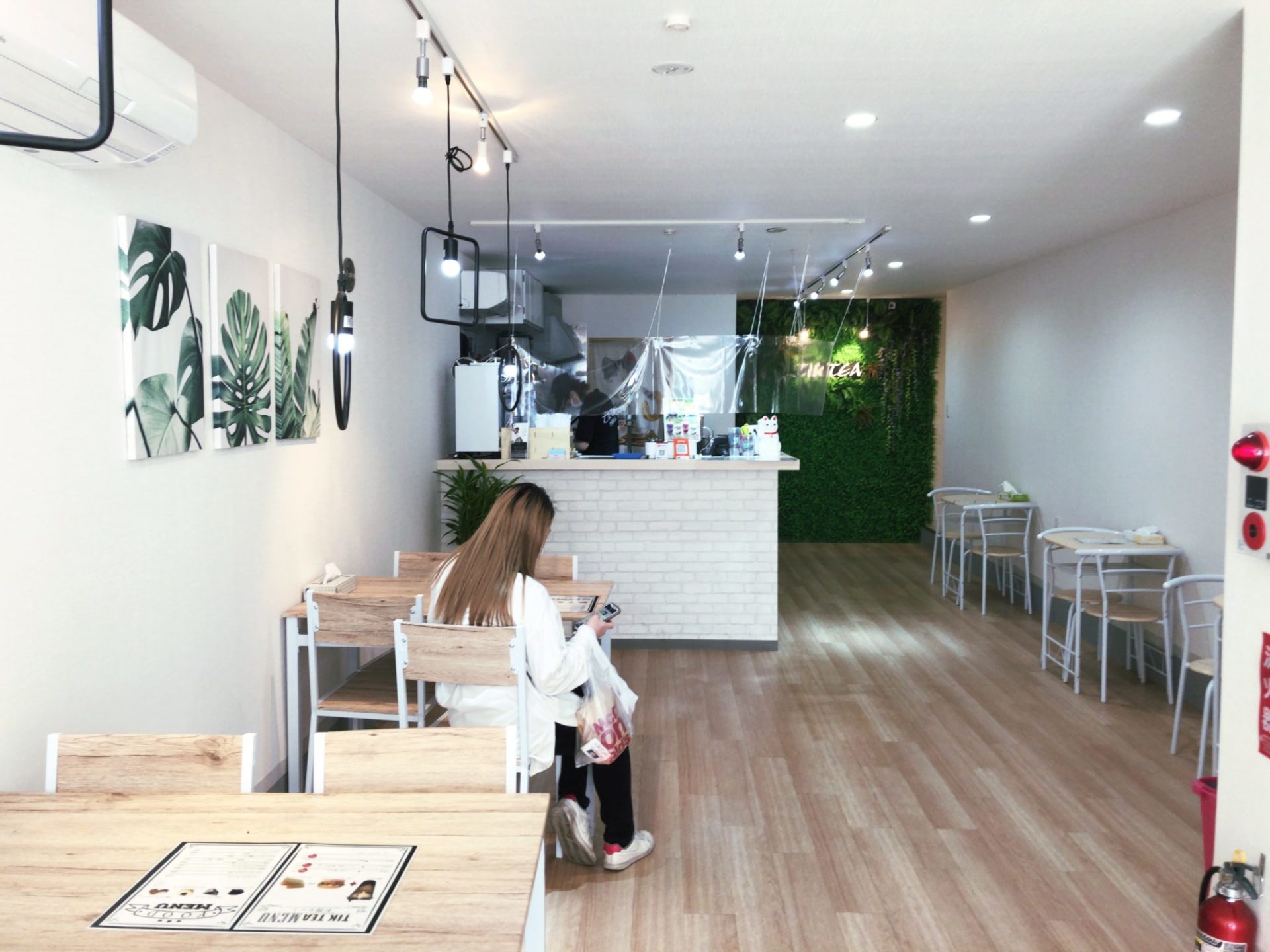 Tik Tea 豪徳寺店の店内の様子