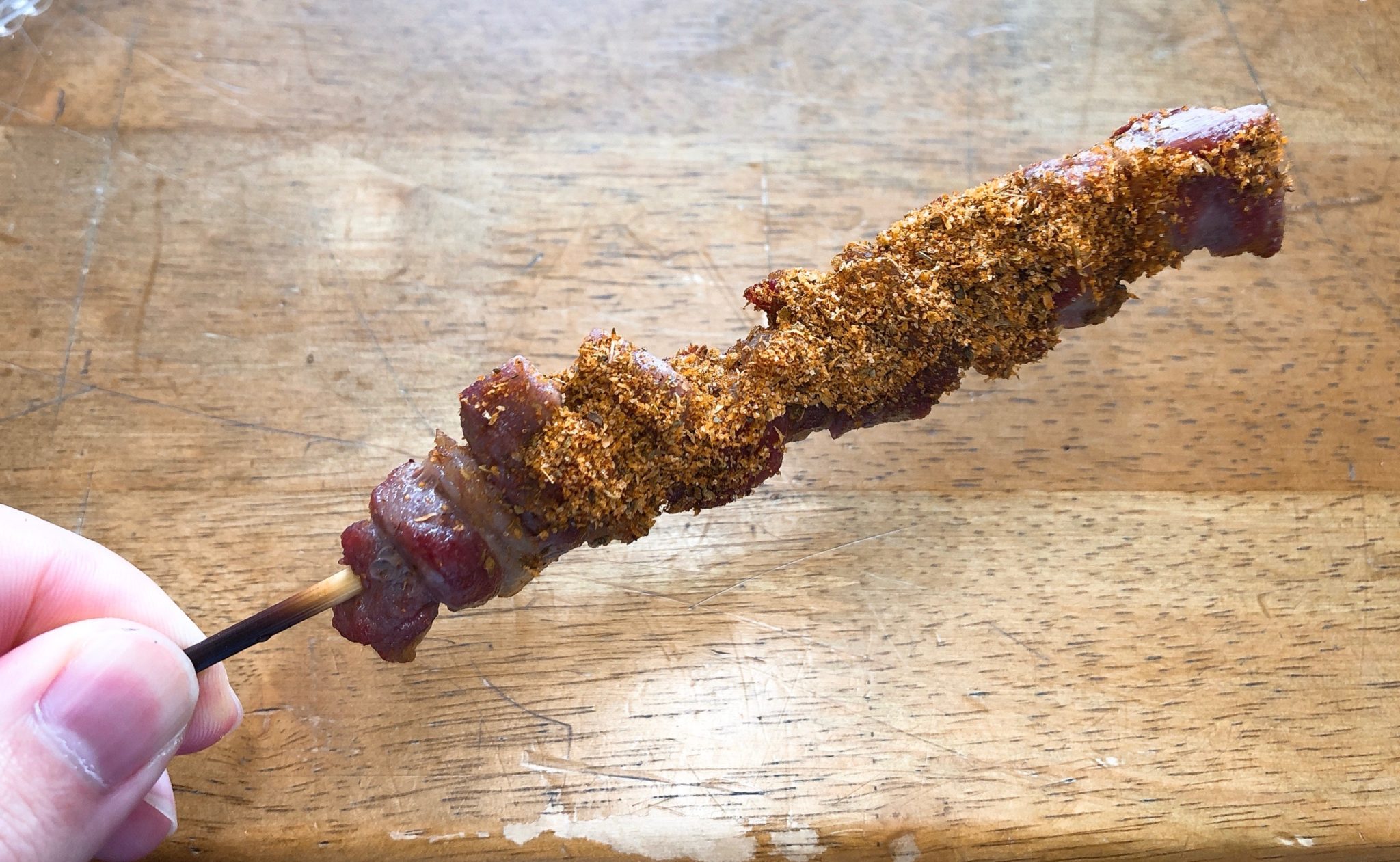 サイゼリヤテイクアウト“ラムの串焼き アロスティチーニ”