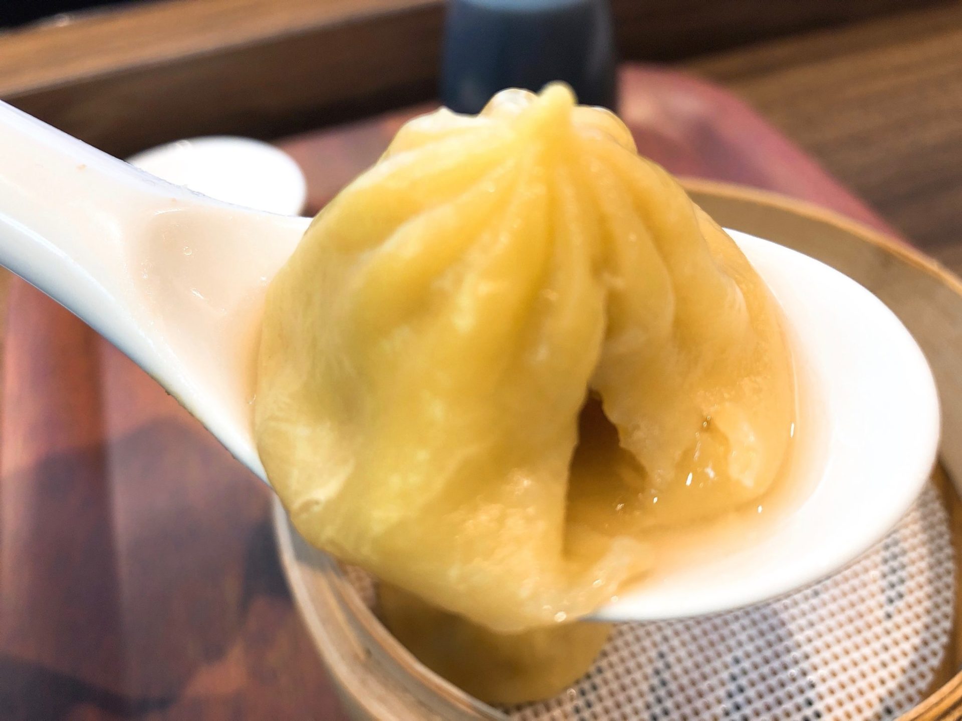 飲茶ライフ 下北沢のカニ小籠包