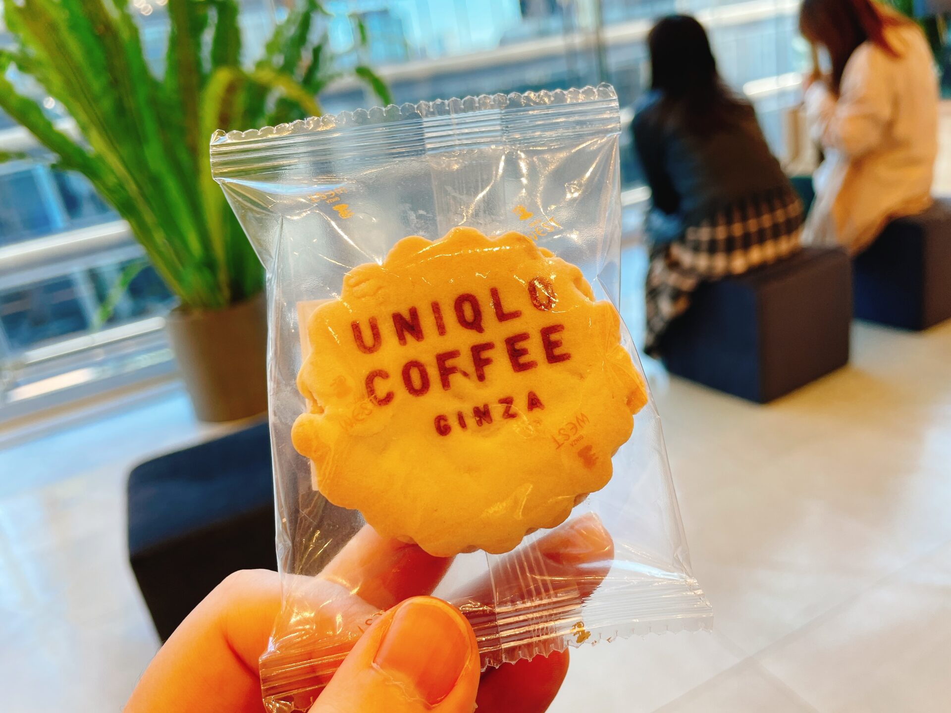 “UNIQLO COFFEE(ユニクロコーヒー)”のバタークッキー