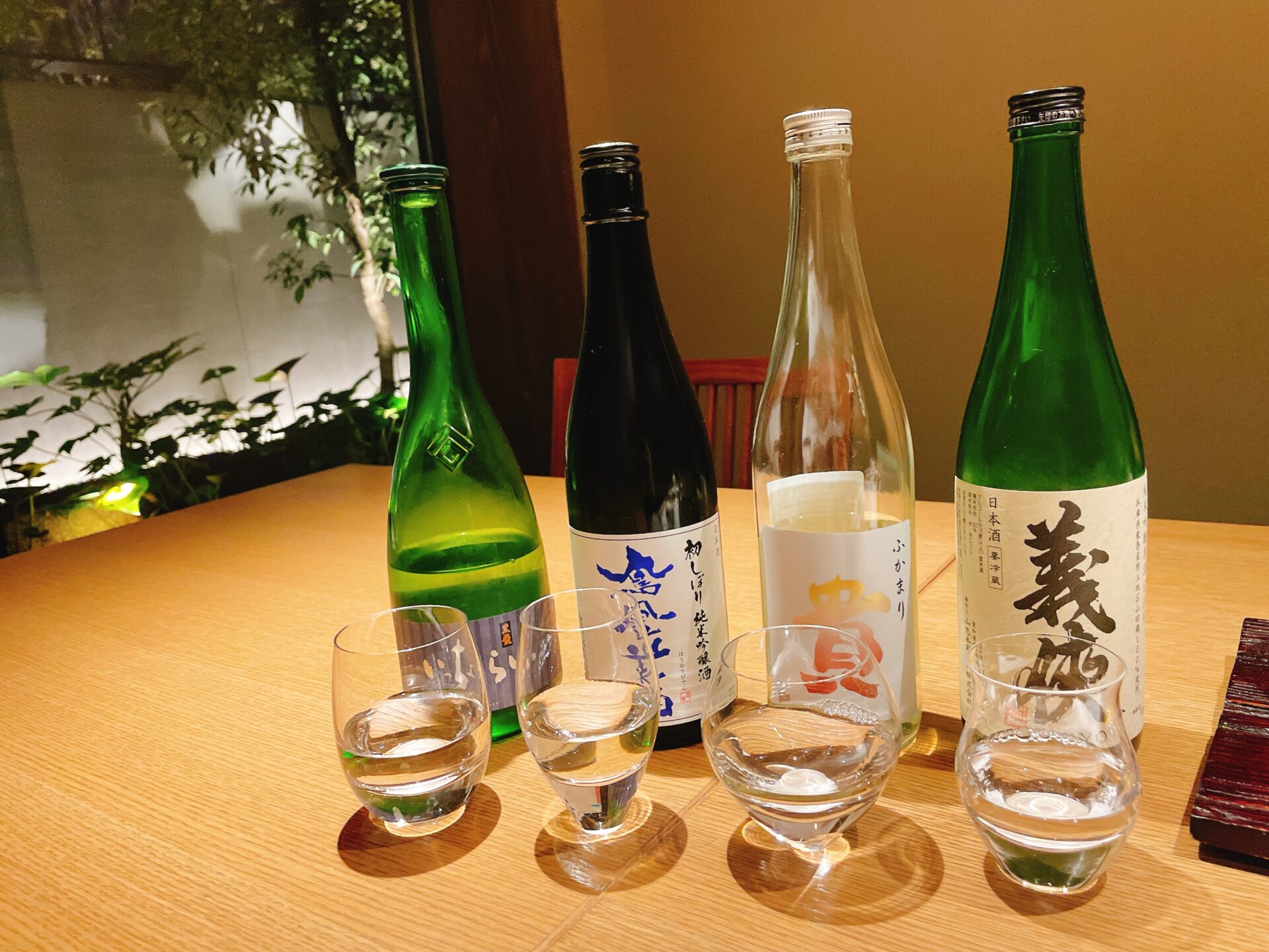 由縁別邸 代田の露天風呂付き客室の日本酒