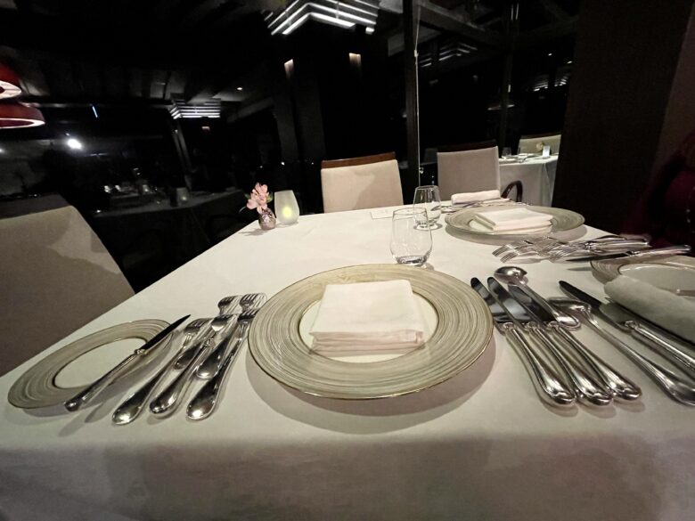 鳥羽国際ホテルの夕食　メインダイニング　シーホースはフレンチレストラン