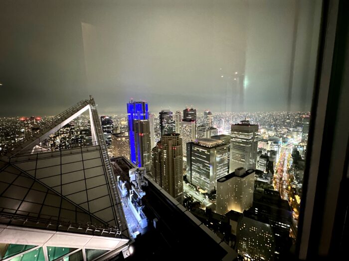 パークハイアット東京「ニューヨーク グリル＆バー」がある52階の夜景