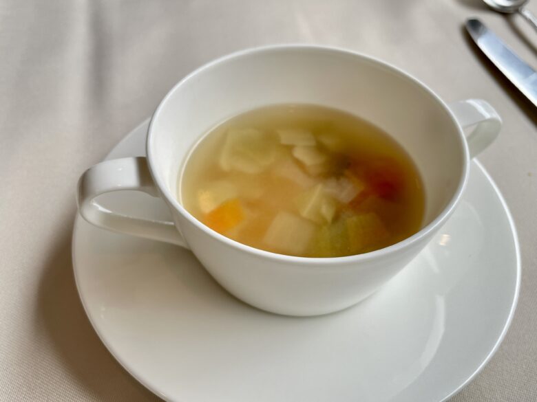 ル・ジャルダンのランチセットの本日の特製スープ