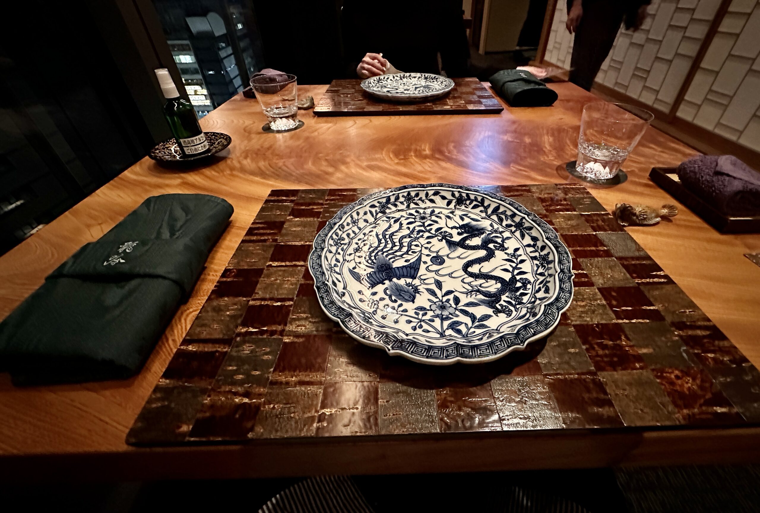 龍吟のテーブルセット